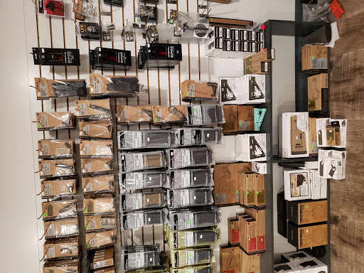 Gun Shop «Smith Outfitters, LLC», reviews and photos, 254 Avery Ave, Steubenville, OH 43952, USA