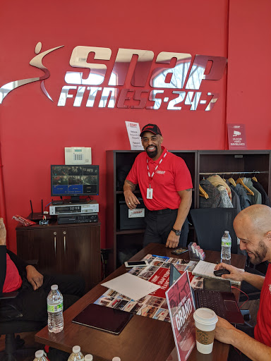 Gym «Snap Fitness», reviews and photos, 42015 Village Center Plaza, Stone Ridge, VA 20105, USA