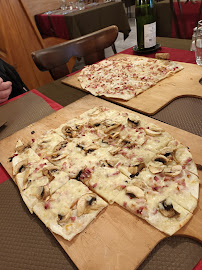 Tarte flambée du Restaurant de spécialités alsaciennes Auberge des Franciscains à Mulhouse - n°12