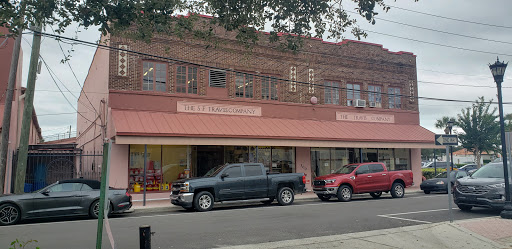 Hardware Store «Travis Hardware», reviews and photos, 300 Delannoy Ave, Cocoa, FL 32922, USA