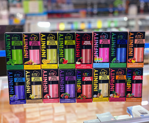 Tobacco Shop «Naga smoke shop», reviews and photos, 7540 N Dale Mabry Hwy, Tampa, FL 33614, USA