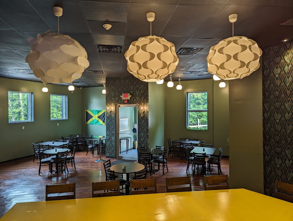 Yeah Mon Restaurant & Lounge 12586