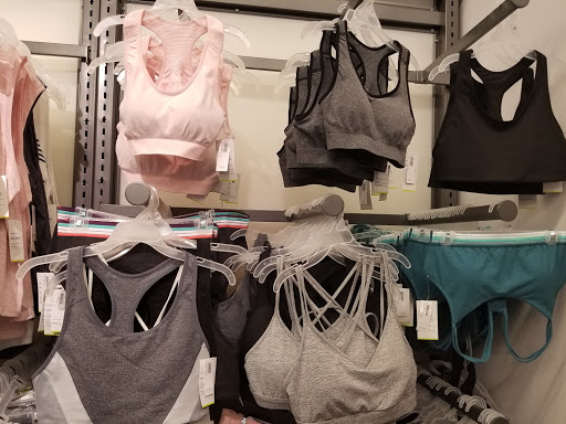 Clothing Store «Old Navy», reviews and photos, 2001 South Rd, Poughkeepsie, NY 12601, USA