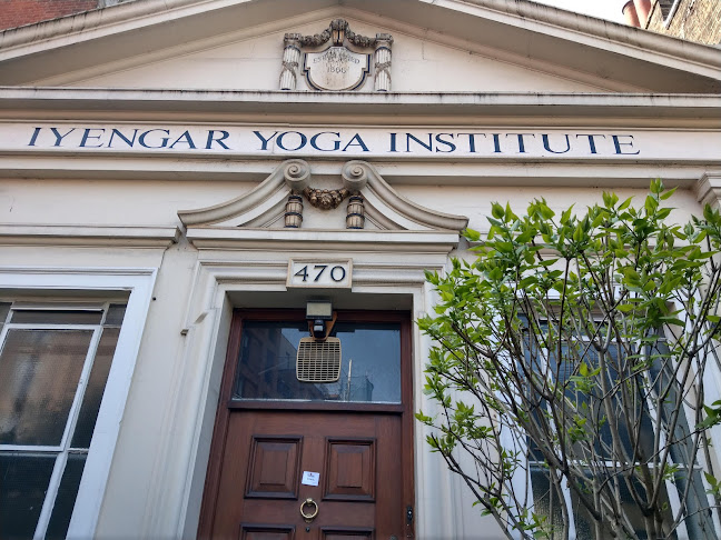 Reviews of Iyengar Yoga Institute South London in London - Yoga studio