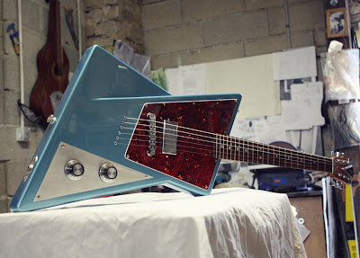 Pistol Guitars workshop à Viserny