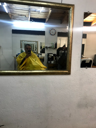 Peluqueria y Barberia Chendo