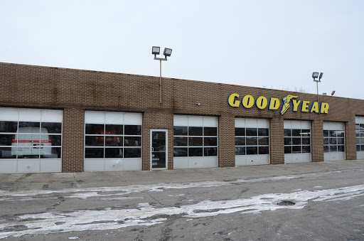 Tire Shop «Levin Tire & Service Center - Highland», reviews and photos, 9500 Indianapolis Blvd, Highland, IN 46322, USA