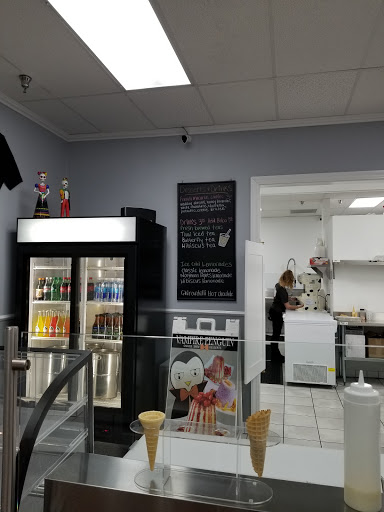 Restaurant «Vampire Penguin Eureka», reviews and photos, 3144 Broadway St, Eureka, CA 95501, USA