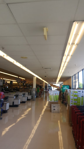 Supermarket «Save Mart Supermarkets», reviews and photos, 1591 E Noble Ave, Visalia, CA 93292, USA