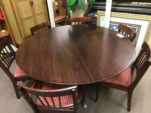 Used Furniture Store «Cobwebs Used Furniture», reviews and photos, 1008 Wappoo Rd, Charleston, SC 29407, USA