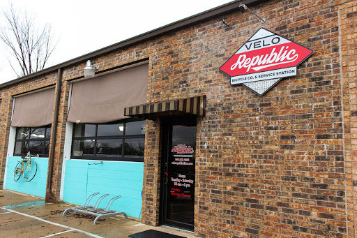 Bicycle Store «Velo Republic Bikes», reviews and photos, 219 Fort Worth Dr, Denton, TX 76201, USA