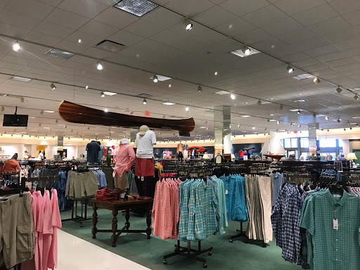 Department Store «Von Maur», reviews and photos, 2 Fountain Grass Dr, Lake St Louis, MO 63367, USA