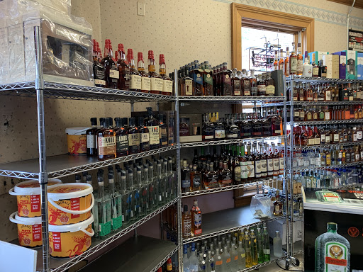 Liquor Store «Vault Liquor & Smokes», reviews and photos, 1270 Bardstown Rd, Louisville, KY 40204, USA