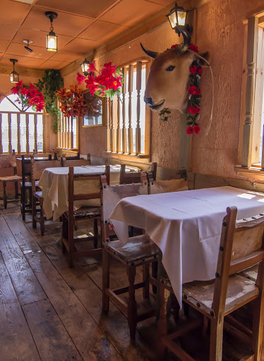 Night Club «Las Tabernas De Wancho Night Club», reviews and photos, 2100 W 76th St #512, Hialeah, FL 33016, USA