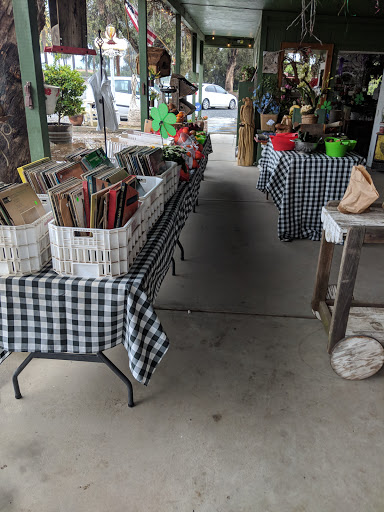 Florist «Sequoia Flowers Produce & More», reviews and photos, 20940 Ave 296, Exeter, CA 93221, USA