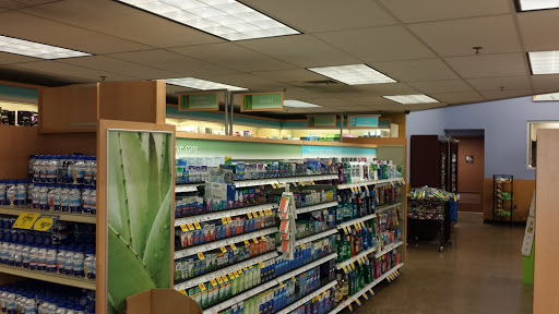 Grocery Store «Kroger», reviews and photos, 120 S Memorial Dr, New Castle, IN 47362, USA