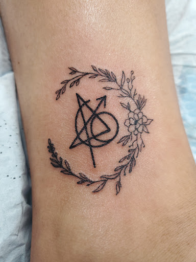 Explore all too well tattoo ideas, creative tattoo ideas in Gilroy, available at 2911 Tattoo