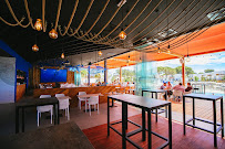 Atmosphère du Restaurant méditerranéen L'Octopus Bar & Restaurant à Le Grau-du-Roi - n°1