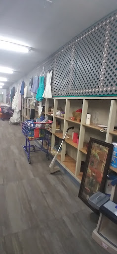 Thrift Store «Stone Soup Thrift Shop», reviews and photos, 950 3rd St # 120, St Paul Park, MN 55071, USA