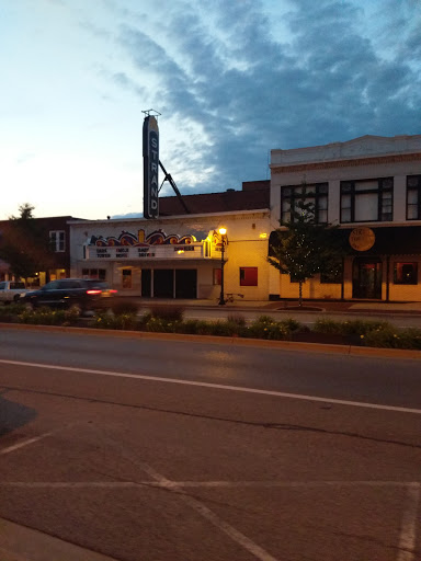 Movie Theater «Strand Theatre», reviews and photos, 219 W Chicago Rd, Sturgis, MI 49091, USA