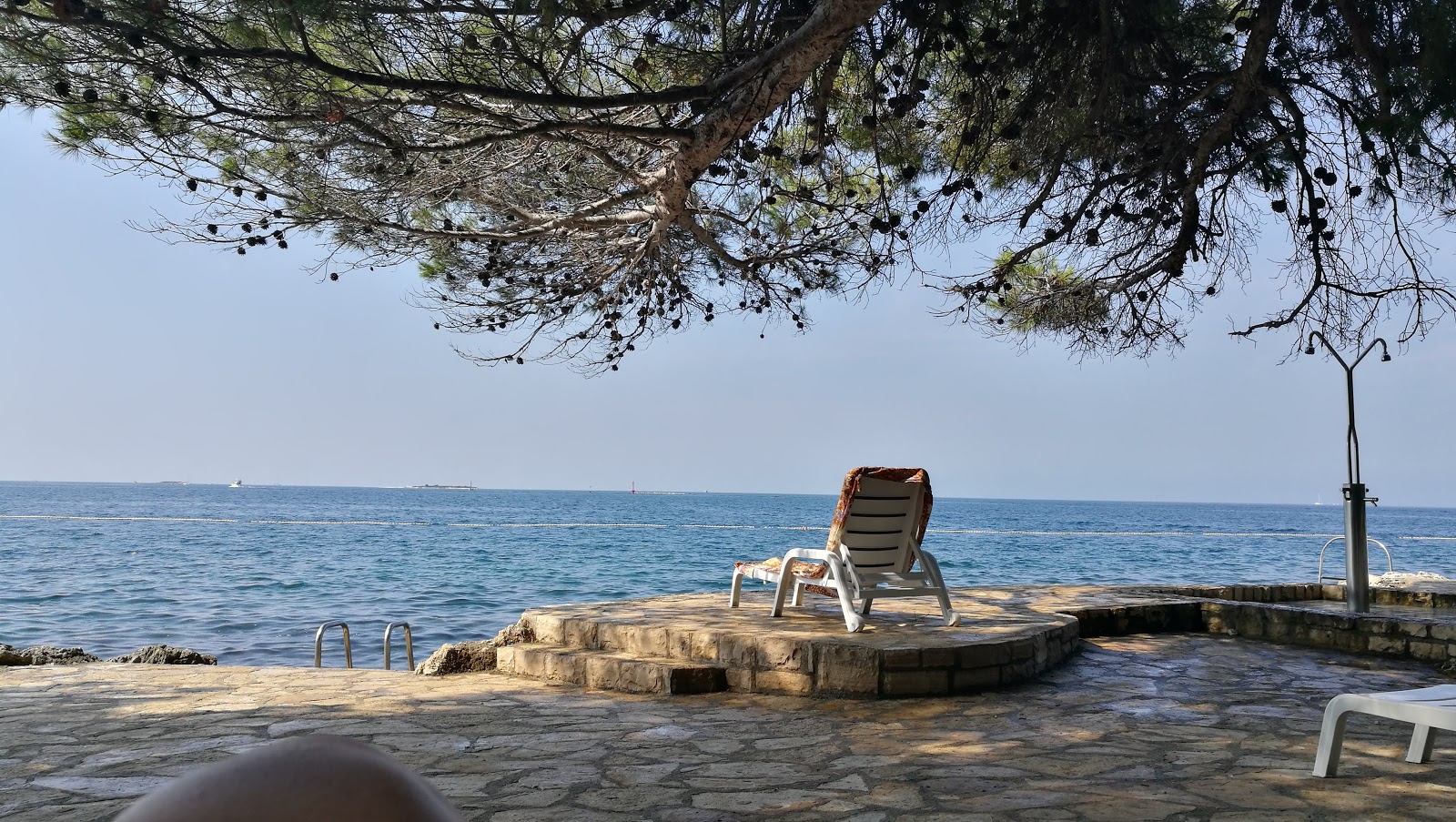 Plava Laguna beach II'in fotoğrafı ve yerleşim