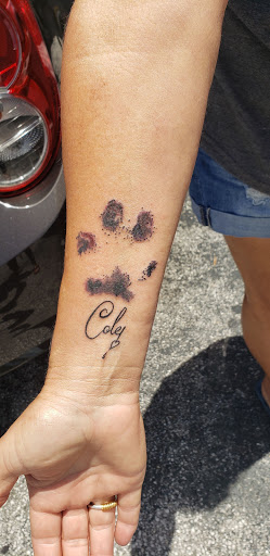 Tattoo Shop «LocoMotive Tattoo Studio», reviews and photos, 3850 E Gulf to Lake Hwy #6, Inverness, FL 34453, USA