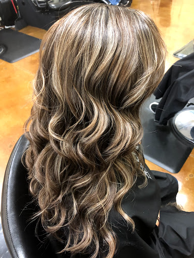 Beauty Salon «Clip & Flip Hair Salon», reviews and photos, 8802 Potranco Rd #108, San Antonio, TX 78251, USA