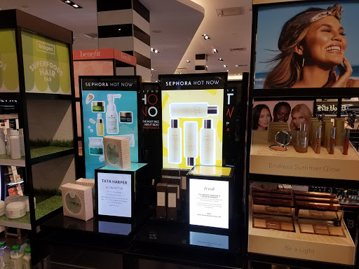 Cosmetics Store «SEPHORA», reviews and photos, 7966 Tysons Corner Ctr D7U, McLean, VA 22102, USA