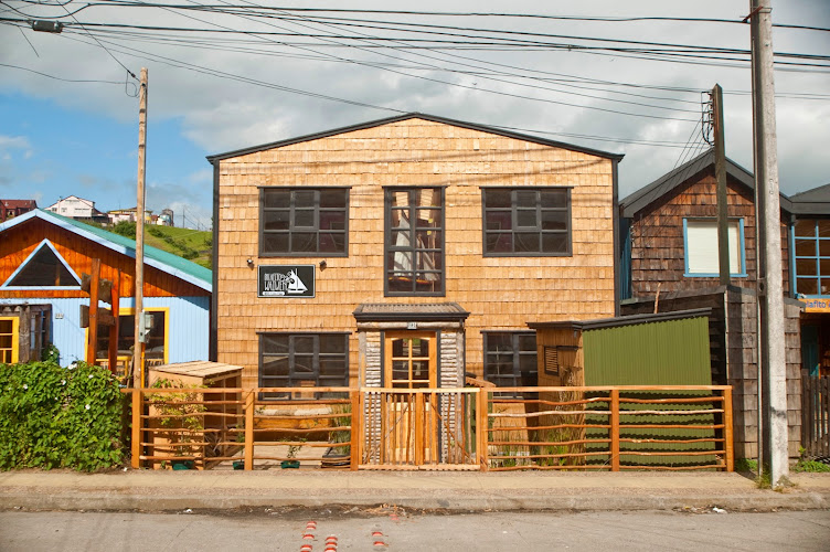 Palafito Waiwen Hostel