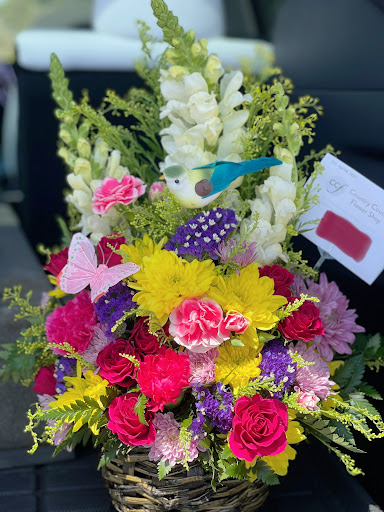 Florist «Country Cousins Flower shop», reviews and photos, 841 E Whittier Blvd, La Habra, CA 90631, USA