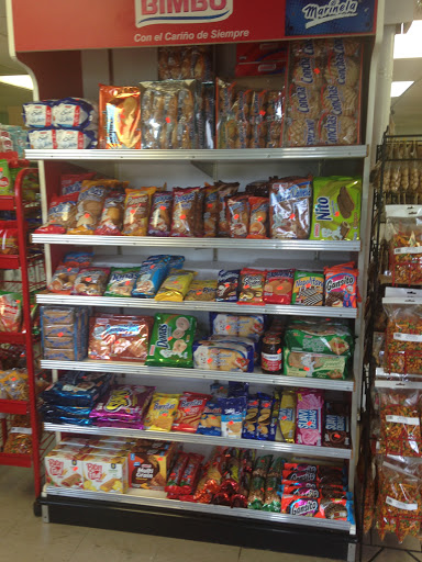 Mexican Grocery Store «LA MEXICANA», reviews and photos, 332 Willowbend Rd, Peachtree City, GA 30269, USA