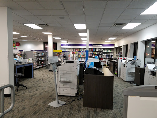 Print Shop «FedEx Office Print & Ship Center», reviews and photos, 1430 W Lake St, Minneapolis, MN 55408, USA