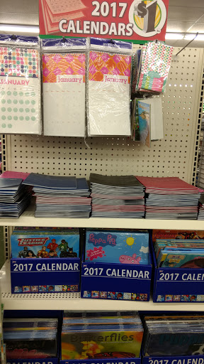 Dollar Store «Dollar Tree», reviews and photos, 1430 Volunteer Pkwy #1, Bristol, TN 37620, USA