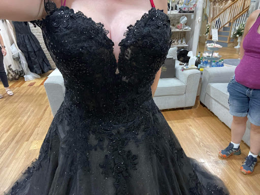 Wedding Store «Wedding Belles», reviews and photos, 534 Madison St, Clarksville, TN 37040, USA