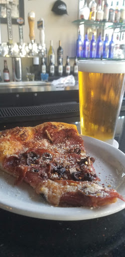 Pizza Restaurant «Schmizza Pub & Grub Broadway», reviews and photos, 628 NE Broadway St, Portland, OR 97232, USA