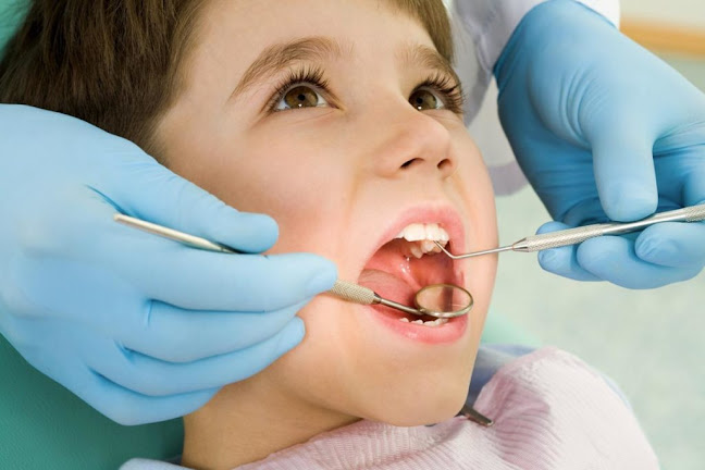 Oakley Road Dental Practice - Dentist