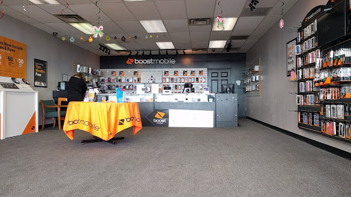 Cell Phone Store «Boost Mobile», reviews and photos, 1908 E 53rd St, Anderson, IN 46013, USA