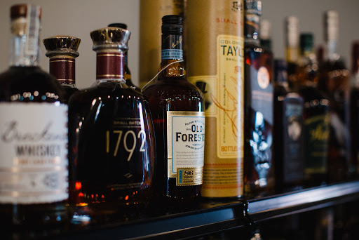 Wine Store «CRAFT - Wine, Beer & Spirits», reviews and photos, 1433 W Belmont Ave, Chicago, IL 60657, USA