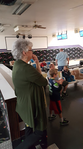 Bowling Alley «Firs Bowl Lanes», reviews and photos, 1950 River Rd, Eugene, OR 97404, USA