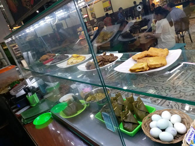 10 Kedai Sarapan Terbaik di ID yang Menyajikan Makanan Khas Jawa Timur