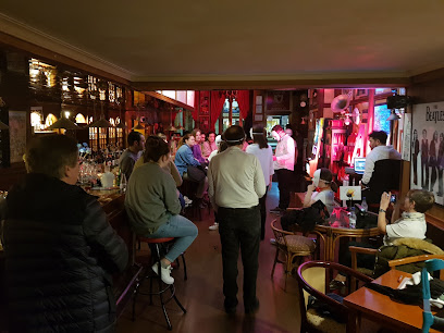 Café Bar Oxford - Av. Modesto Lafuente, 13, 34002 Palencia, Spain