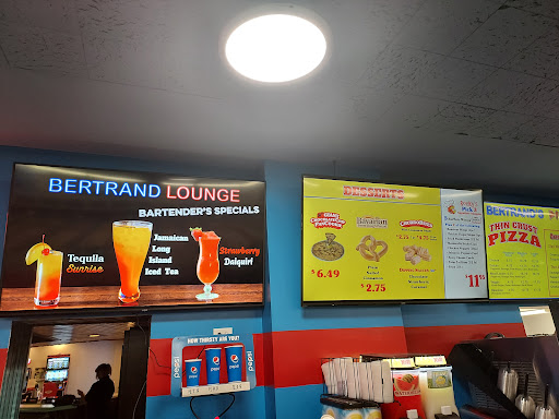 Bowling Alley «Bertrand Bowling Lanes Inc», reviews and photos, 2616 Washington St, Waukegan, IL 60085, USA