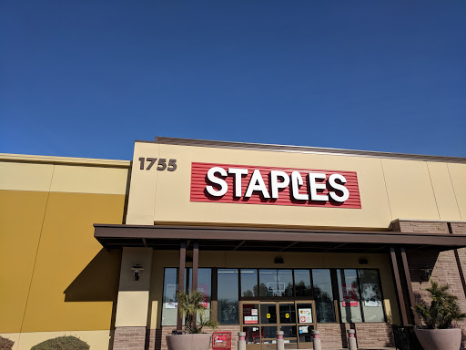 Office Supply Store «Staples», reviews and photos, 1755 North Pebblecreek Parkway, Goodyear, AZ 85395, USA