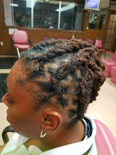 Beauty Salon «New Concepts Beauty & Barber», reviews and photos, 10519 W Main St, Belleville, IL 62223, USA