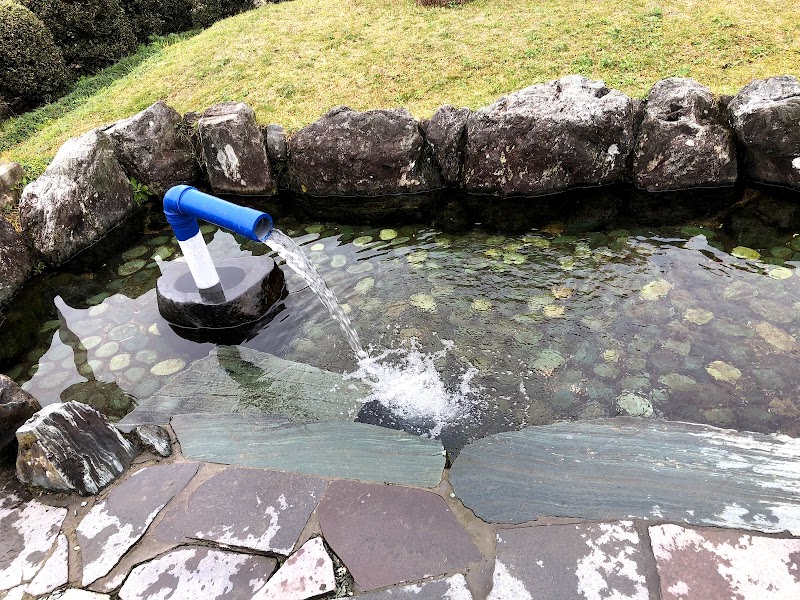 加茂川左岸うちぬき公園