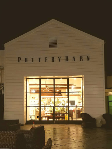 Furniture Store «Pottery Barn», reviews and photos, 1822 Redwood Hwy, Corte Madera, CA 94925, USA