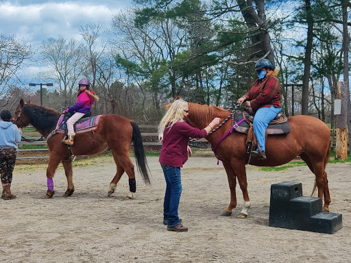 Tourist Attraction «C and L Stables», reviews and photos, 1095 Ives Rd, East Greenwich, RI 02818, USA