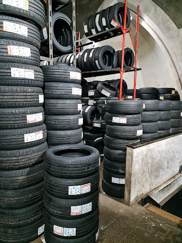 Comments and reviews of Duddon Tyres Ltd