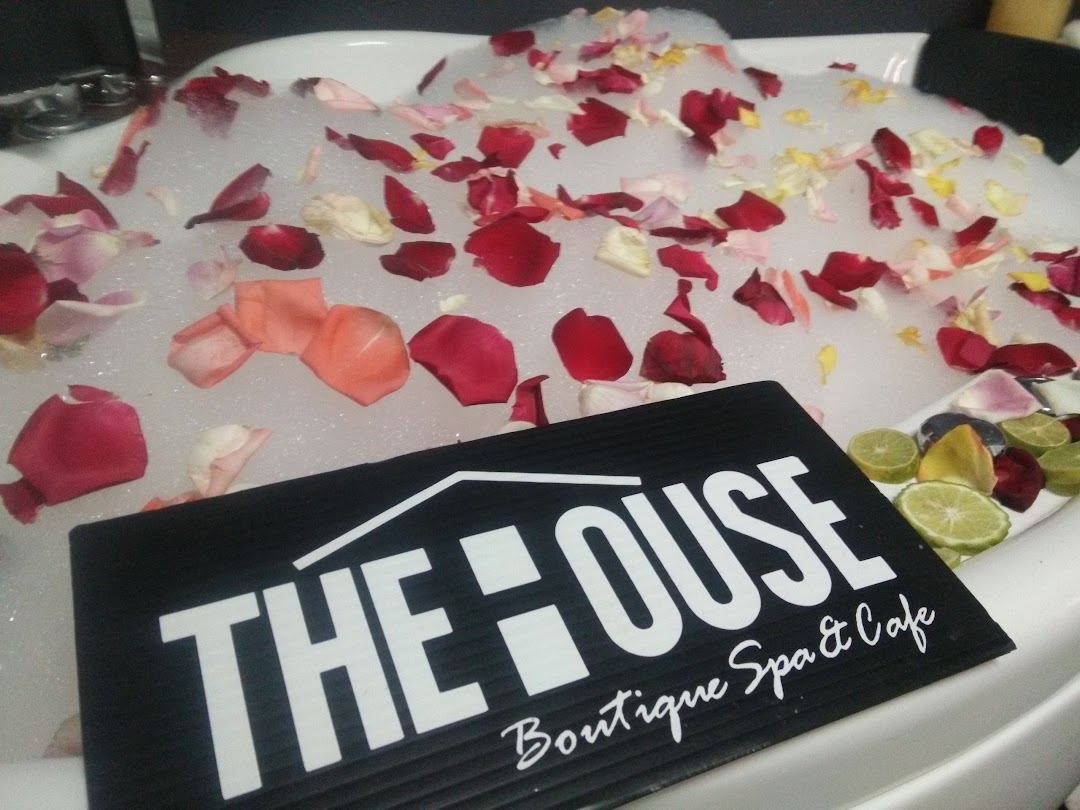 The House Boutique Spa & Cafe