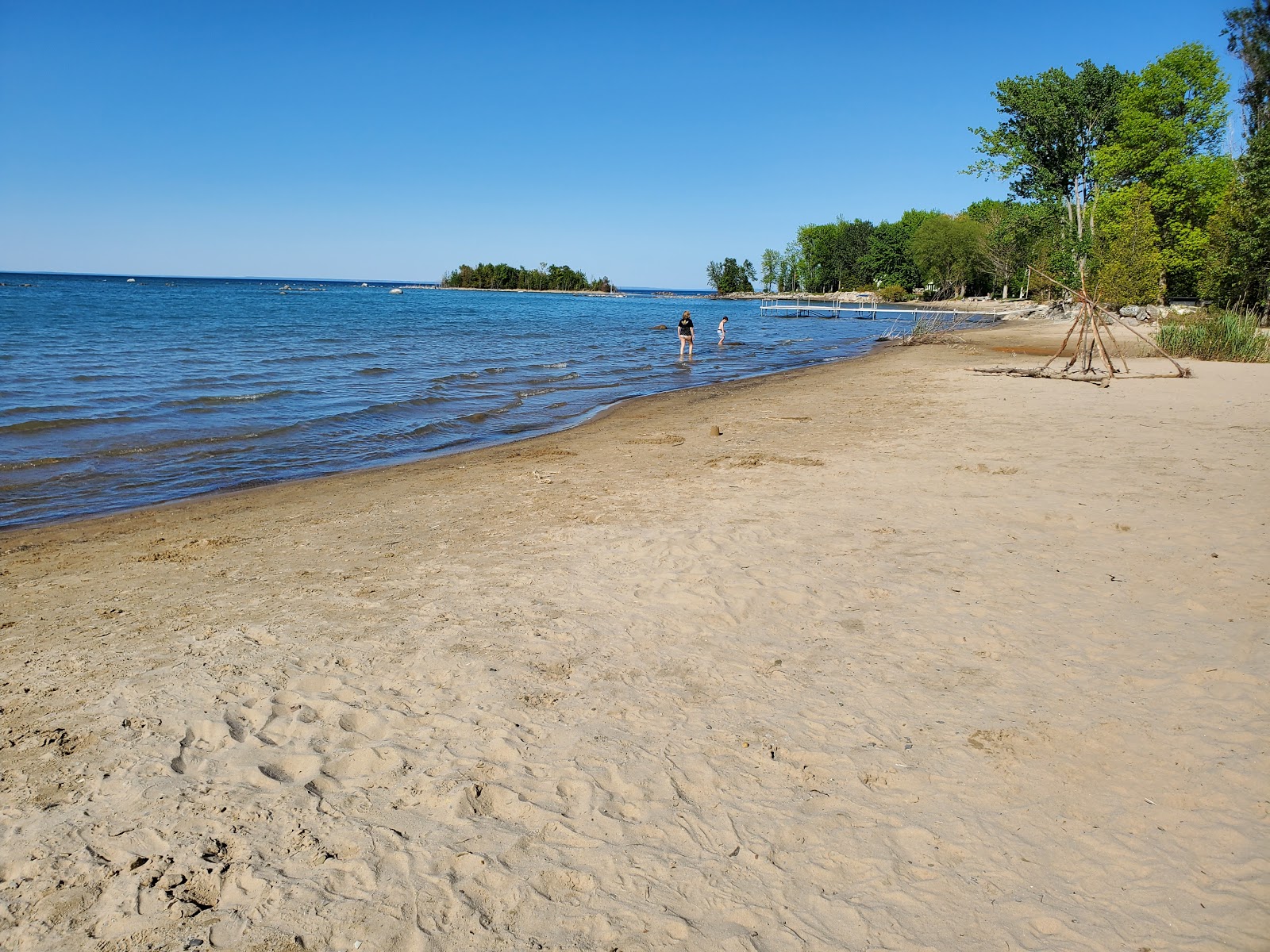 Zdjęcie Christie Beach z powierzchnią beżowy piasek